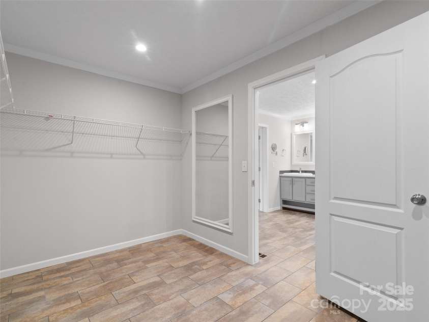 51 Blazing Trail, Waynesville, NC 28786.  MLS# CAR4251050, YatesRealty ID 9059. 