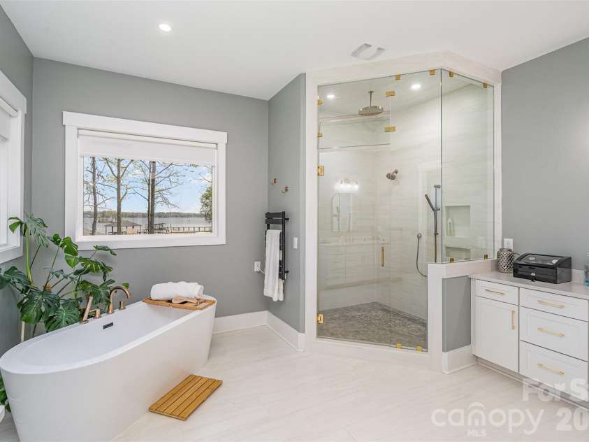 5056 Bridge Way, Denver, NC 28037.  MLS# CAR4206205, YatesRealty ID 906. 