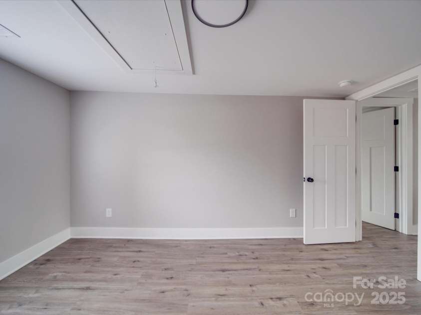 903 West End Avenue, Statesville, NC 28677.  MLS# CAR4225795, YatesRealty ID 9060. 