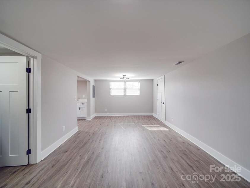 903 West End Avenue, Statesville, NC 28677.  MLS# CAR4225795, YatesRealty ID 9060. 