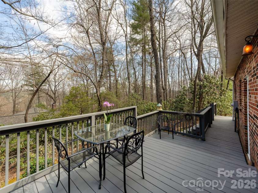 54 Bear Rock Loop Road, Hendersonville, NC 28739.  MLS# CAR4361191, YatesRealty ID 9062. Large 2 level Deck for entertaining, evening supper or just relax with your favorite beverage