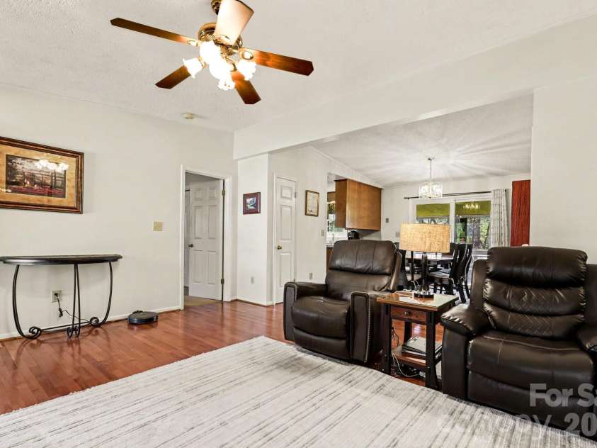 109 Old Bridge Court, Gastonia, NC 28056.  MLS# CAR4355265, YatesRealty ID 9065. 
