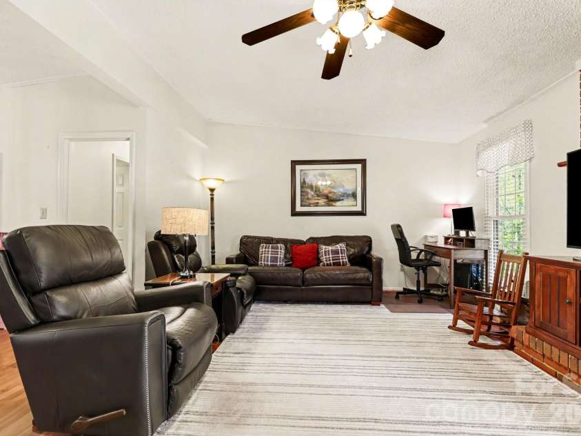 109 Old Bridge Court, Gastonia, NC 28056.  MLS# CAR4355265, YatesRealty ID 9065. 