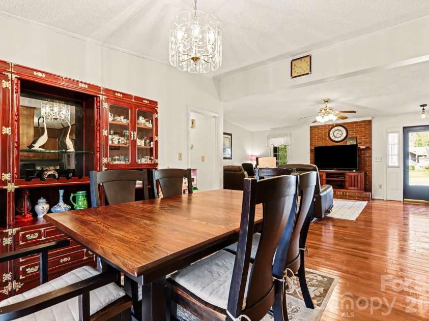 109 Old Bridge Court, Gastonia, NC 28056.  MLS# CAR4355265, YatesRealty ID 9065. 