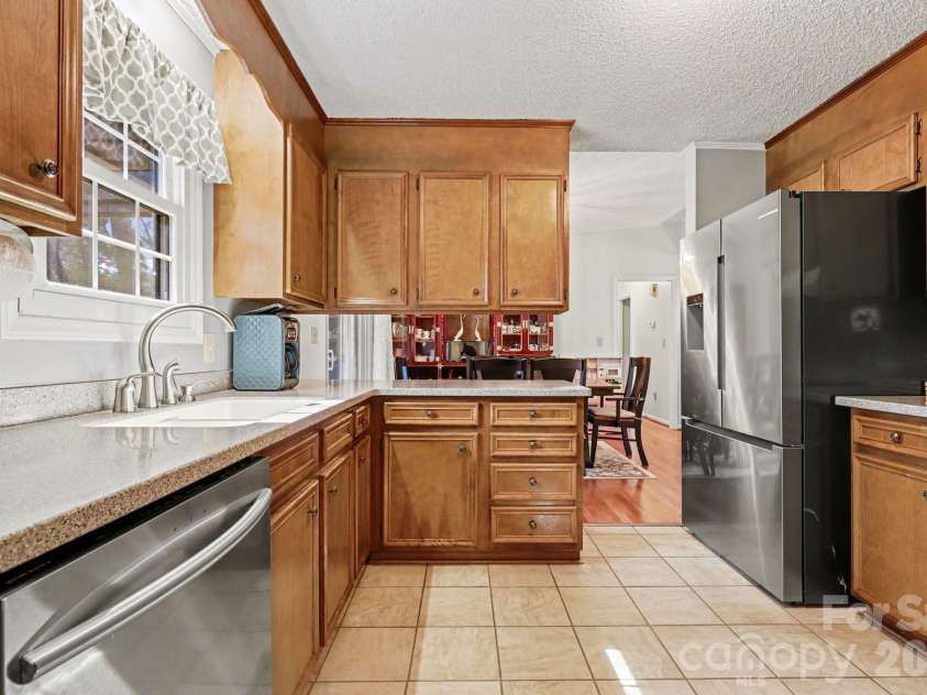 109 Old Bridge Court, Gastonia, NC 28056.  MLS# CAR4355265, YatesRealty ID 9065. 