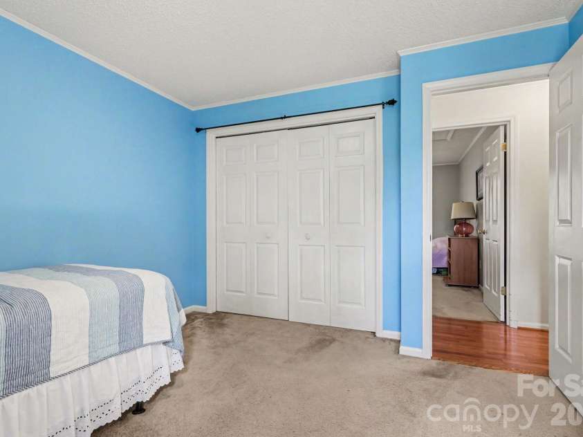 109 Old Bridge Court, Gastonia, NC 28056.  MLS# CAR4355265, YatesRealty ID 9065. 