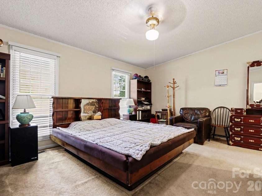 109 Old Bridge Court, Gastonia, NC 28056.  MLS# CAR4355265, YatesRealty ID 9065. 