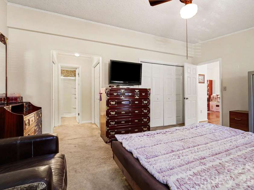 109 Old Bridge Court, Gastonia, NC 28056.  MLS# CAR4355265, YatesRealty ID 9065. 