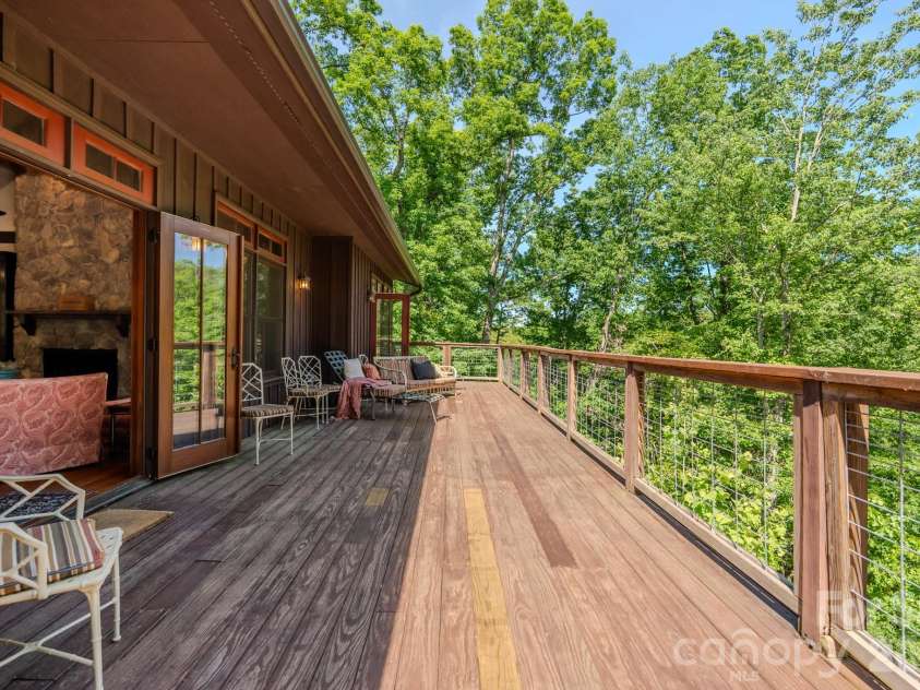 777 River Road, Tryon, NC 28782.  MLS# CAR4377505, YatesRealty ID 9066. 