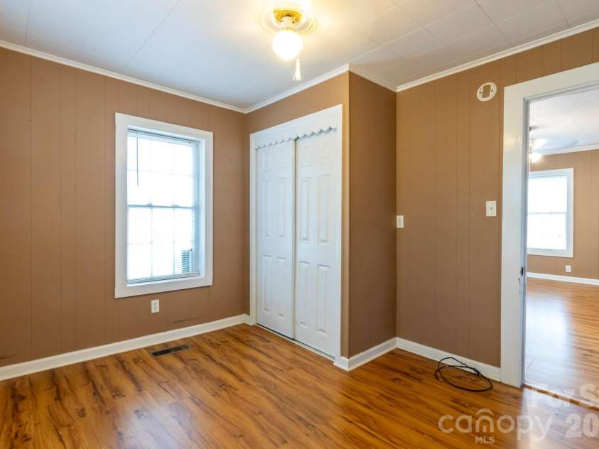 205 Stowe Acres Road, Kings Mountain, NC 28086.  MLS# CAR4343442, YatesRealty ID 9067. 