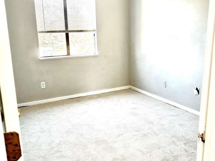 10933 Harrowfield Road, Charlotte, NC 28226.  MLS# CAR4219450, YatesRealty ID 9068. 