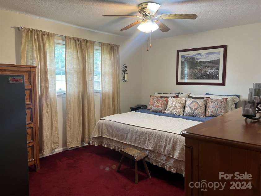 4040 Angus Drive, Gastonia, NC 28056.  MLS# CAR4181628, YatesRealty ID 9069. 