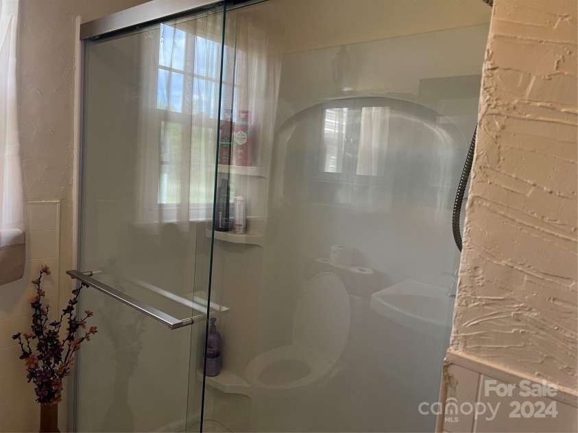 4040 Angus Drive, Gastonia, NC 28056.  MLS# CAR4181628, YatesRealty ID 9069. 
