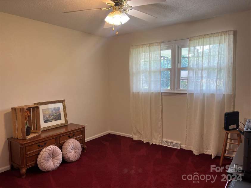 4040 Angus Drive, Gastonia, NC 28056.  MLS# CAR4181628, YatesRealty ID 9069. 