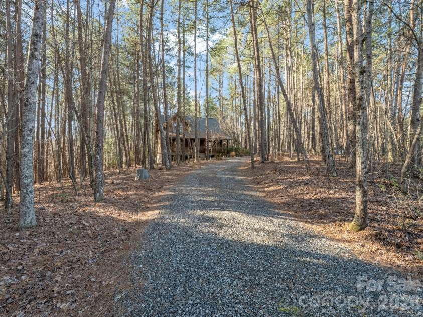 907 Hidden Lake Parkway, Nebo, NC 28761.  MLS# CAR4360201, YatesRealty ID 9069. 