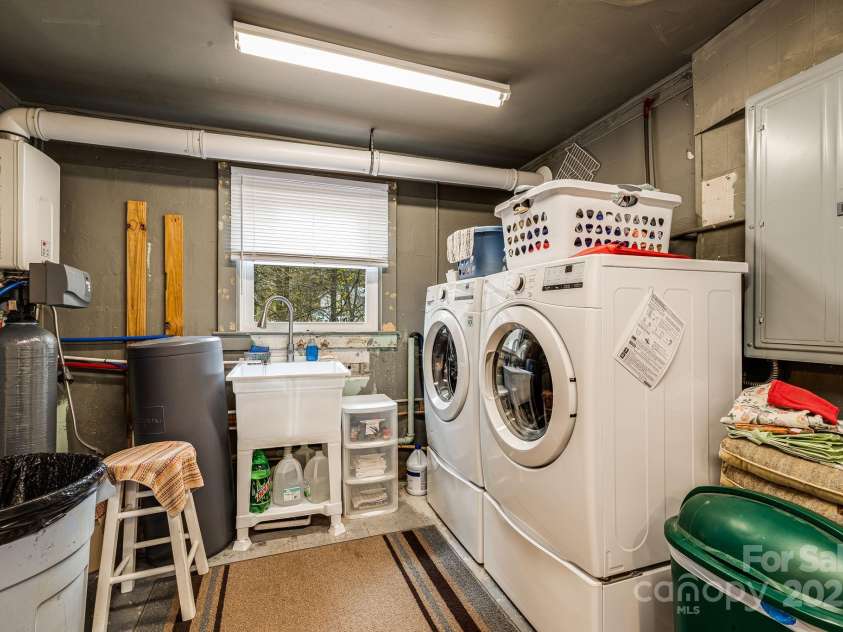 2896 Old Mars Hill Highway, Weaverville, NC 28787.  MLS# CAR4318518, YatesRealty ID 907. 