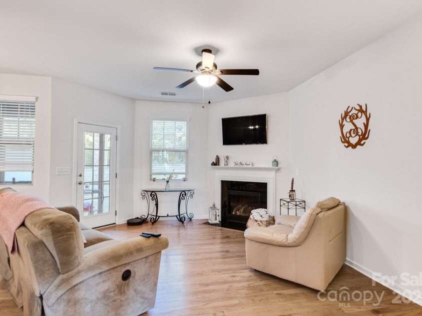 5015 Mockernut Lane, Indian Land, SC 29707.  MLS# CAR4189183, YatesRealty ID 907. 