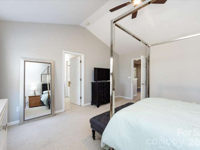 12003 Stratfield Place Circle, Pineville, NC 28134.  MLS# CAR4343150, YatesRealty ID 9070. 