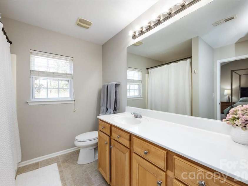 12003 Stratfield Place Circle, Pineville, NC 28134.  MLS# CAR4343150, YatesRealty ID 9070. 