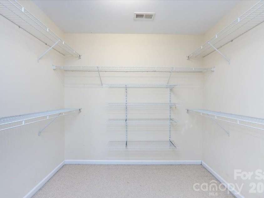 12003 Stratfield Place Circle, Pineville, NC 28134.  MLS# CAR4343150, YatesRealty ID 9070. 