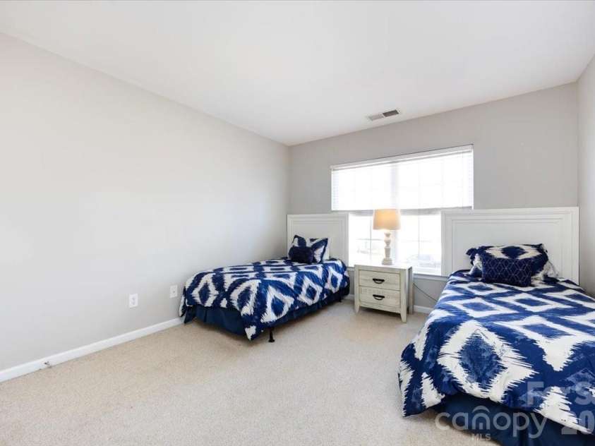 12003 Stratfield Place Circle, Pineville, NC 28134.  MLS# CAR4343150, YatesRealty ID 9070. 