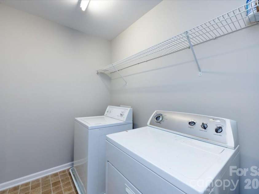 12003 Stratfield Place Circle, Pineville, NC 28134.  MLS# CAR4343150, YatesRealty ID 9070. 