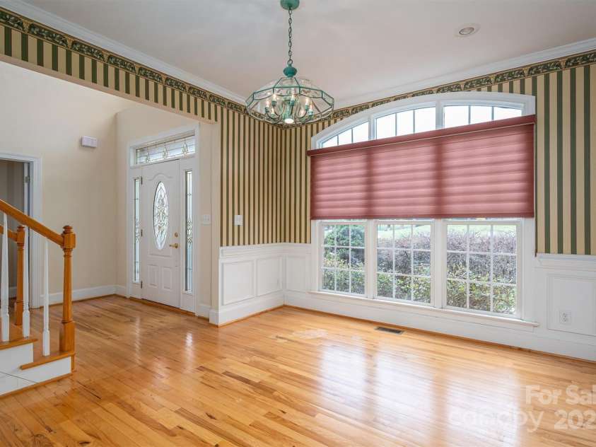 3516 Araglin Drive, Gastonia, NC 28056.  MLS# CAR4234529, YatesRealty ID 9070. 