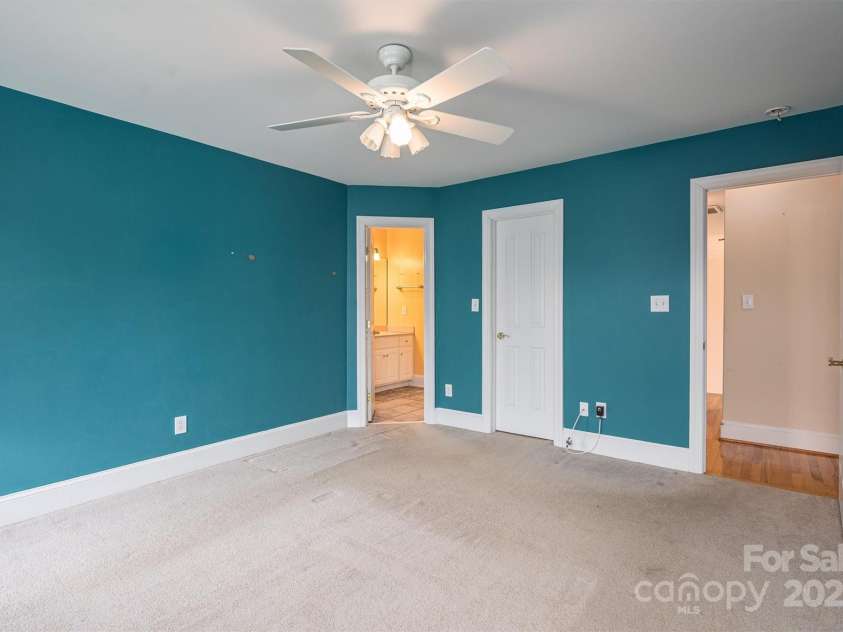 3516 Araglin Drive, Gastonia, NC 28056.  MLS# CAR4234529, YatesRealty ID 9070. 