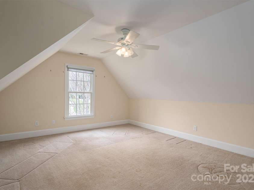 3516 Araglin Drive, Gastonia, NC 28056.  MLS# CAR4234529, YatesRealty ID 9070. 