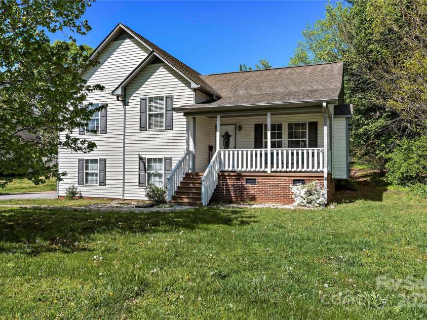 436 Arnold Road, Lexington, NC 27295.  MLS# CAR4243719, YatesRealty ID 9071. 