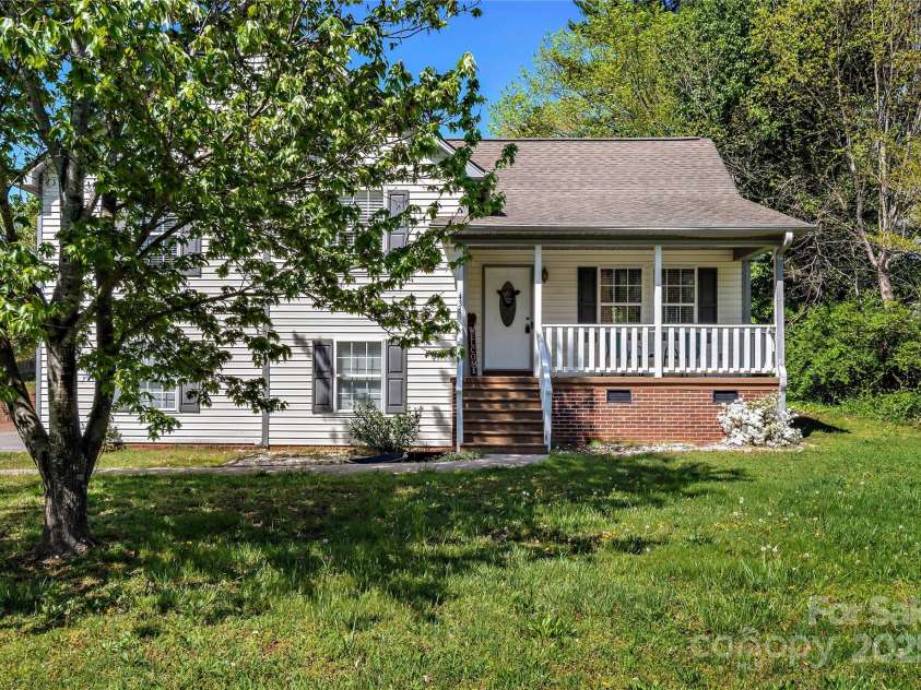 436 Arnold Road, Lexington, NC 27295.  MLS# CAR4243719, YatesRealty ID 9071. 