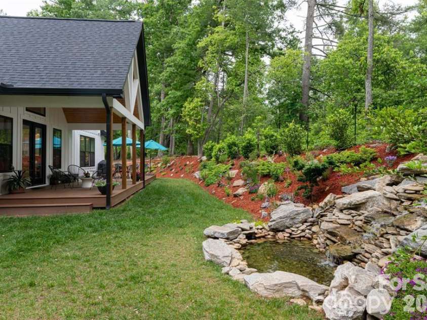 99 Timber Ridge Circle, Leicester, NC 28748.  MLS# CAR4364213, YatesRealty ID 9071. 