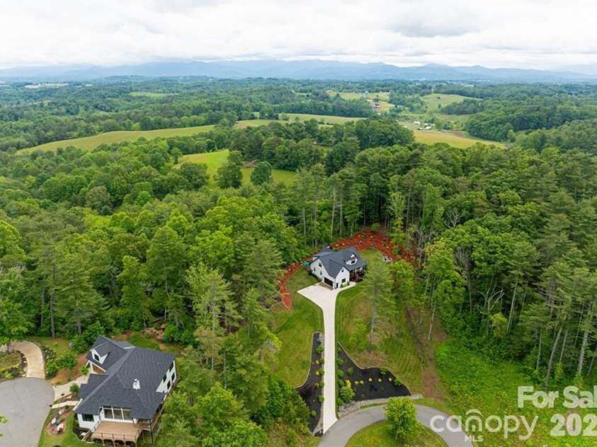 99 Timber Ridge Circle, Leicester, NC 28748.  MLS# CAR4364213, YatesRealty ID 9071. 