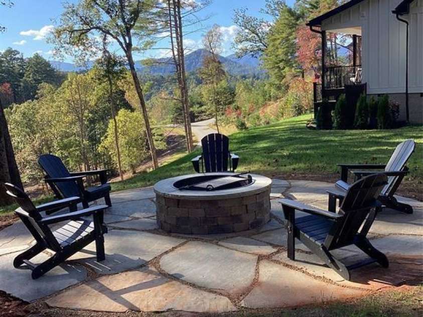 99 Timber Ridge Circle, Leicester, NC 28748.  MLS# CAR4364213, YatesRealty ID 9071. Relax and Enjoy