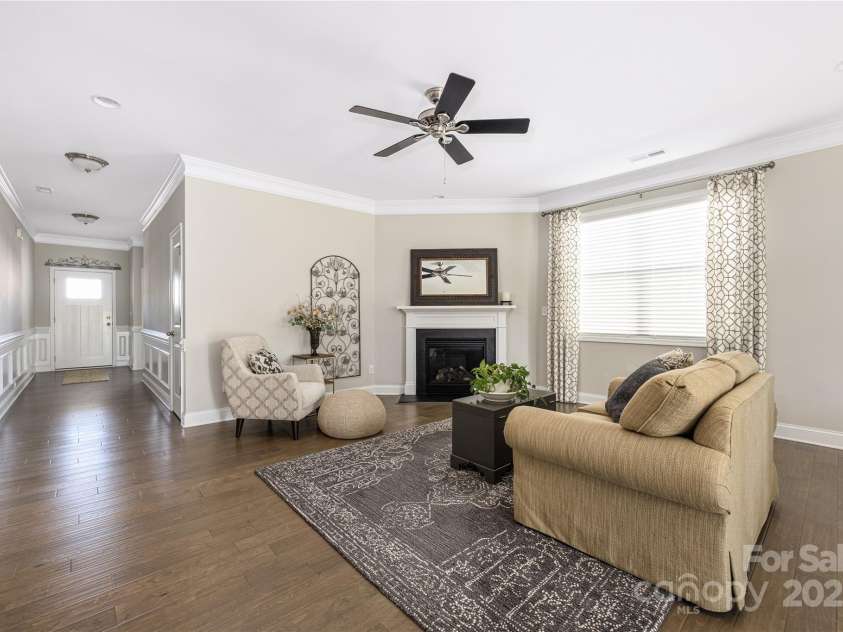 106 Chase Water Drive, Mooresville, NC 28117.  MLS# CAR4223269, YatesRealty ID 9072. 