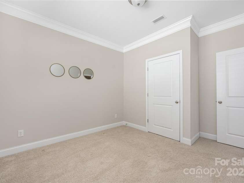 106 Chase Water Drive, Mooresville, NC 28117.  MLS# CAR4223269, YatesRealty ID 9072. 