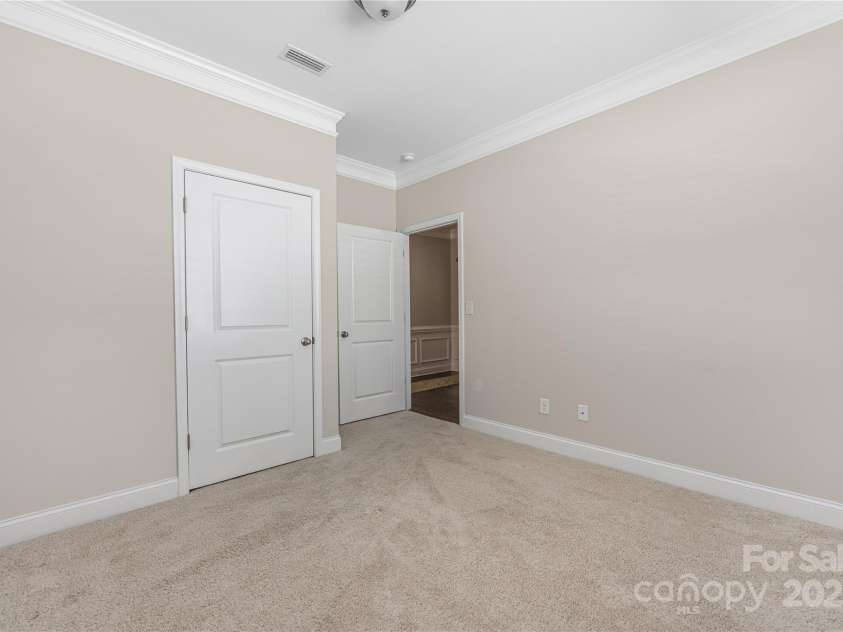 106 Chase Water Drive, Mooresville, NC 28117.  MLS# CAR4223269, YatesRealty ID 9072. 