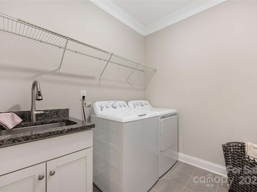106 Chase Water Drive, Mooresville, NC 28117.  MLS# CAR4223269, YatesRealty ID 9072. 