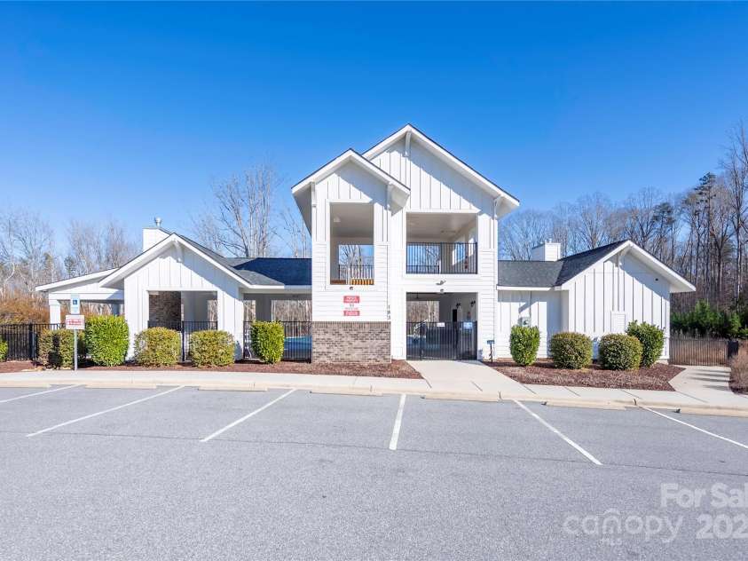 106 Chase Water Drive, Mooresville, NC 28117.  MLS# CAR4223269, YatesRealty ID 9072. 