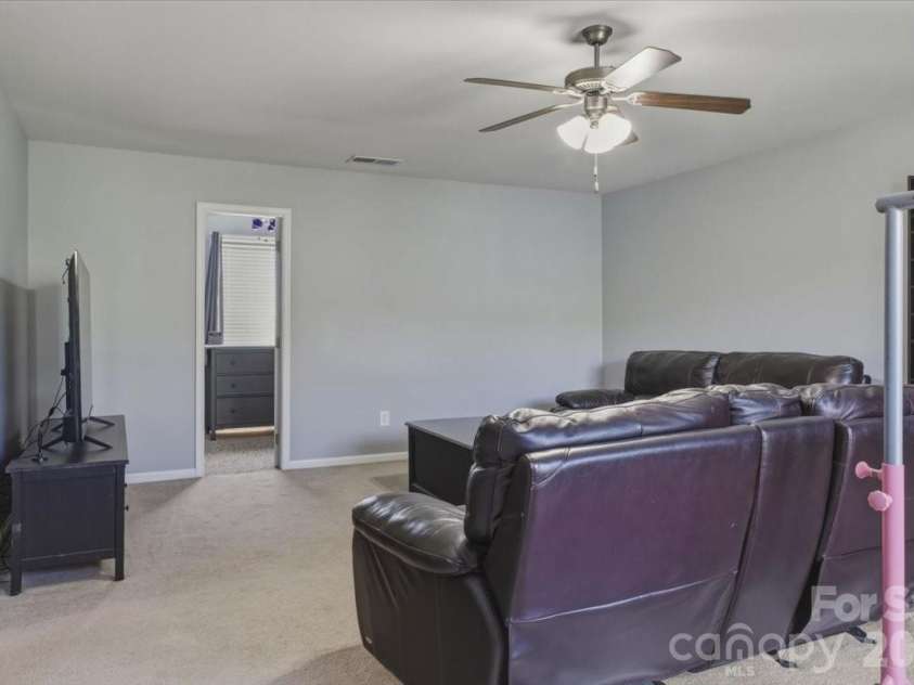 1505 Forest Pointe Lane, Gastonia, NC 28056.  MLS# CAR4360660, YatesRealty ID 9072. 