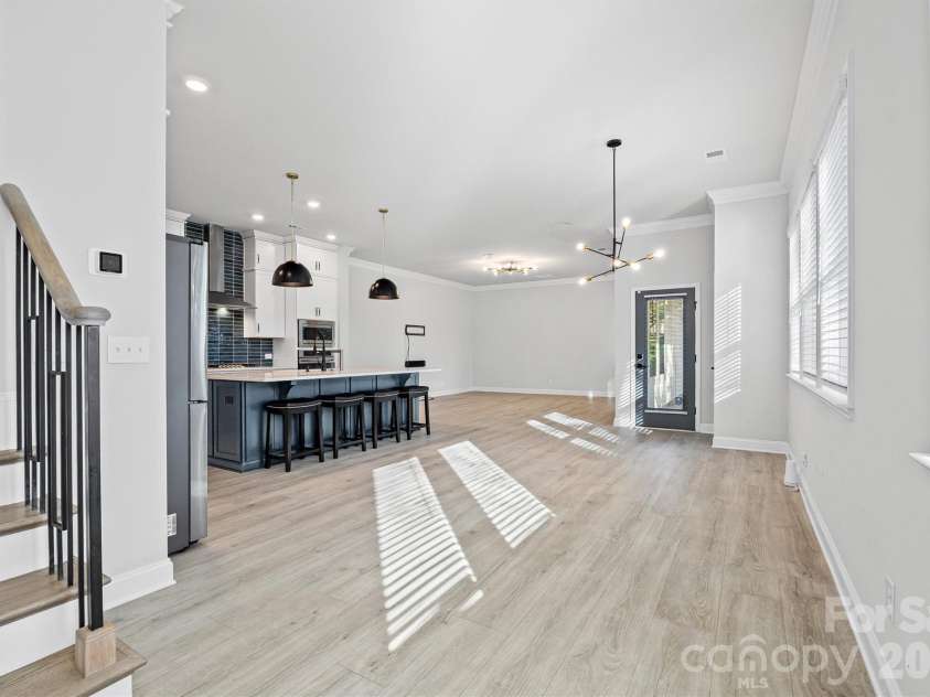 1245 Drummond Avenue, Charlotte, NC 28205.  MLS# CAR4329536, YatesRealty ID 9073. 