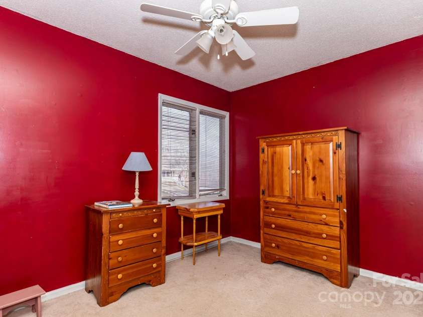 1321 Idlewood Street, Lenoir, NC 28645.  MLS# CAR4330728, YatesRealty ID 9075. 