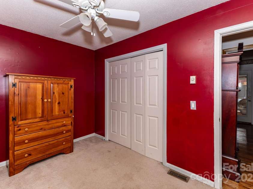 1321 Idlewood Street, Lenoir, NC 28645.  MLS# CAR4330728, YatesRealty ID 9075. 