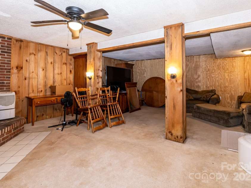 1321 Idlewood Street, Lenoir, NC 28645.  MLS# CAR4330728, YatesRealty ID 9075. 