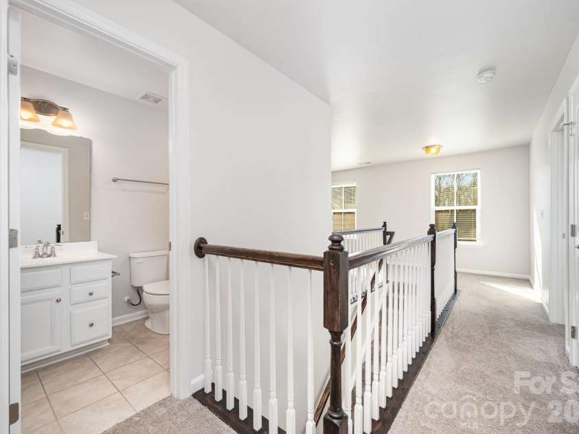 1210 Longwall Lane, Matthews, NC 28104.  MLS# CAR4329128, YatesRealty ID 9076. 