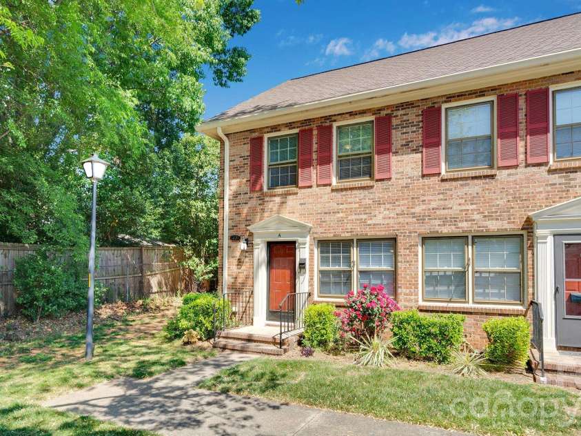 1231 Archdale Drive, Charlotte, NC 28217.  MLS# CAR4372255, YatesRealty ID 9077. 