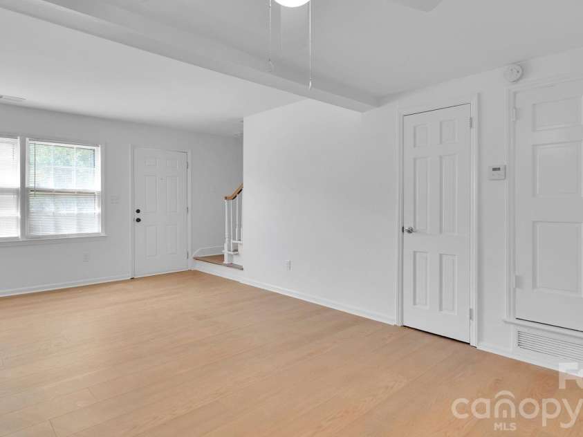 1231 Archdale Drive, Charlotte, NC 28217.  MLS# CAR4372255, YatesRealty ID 9077. 
