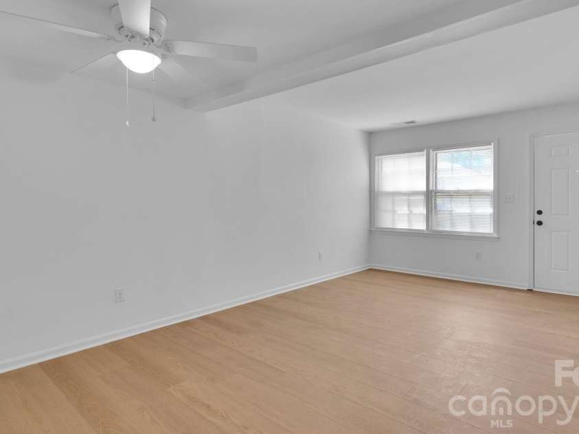 1231 Archdale Drive, Charlotte, NC 28217.  MLS# CAR4372255, YatesRealty ID 9077. 