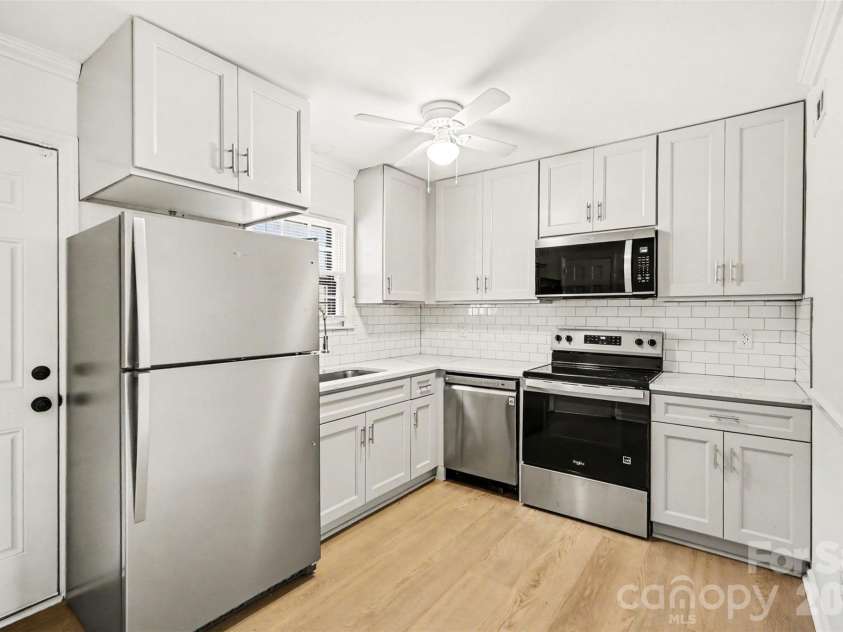 1231 Archdale Drive, Charlotte, NC 28217.  MLS# CAR4422940, YatesRealty ID 9077. 