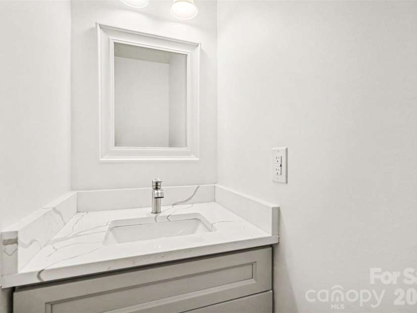 1231 Archdale Drive, Charlotte, NC 28217.  MLS# CAR4422940, YatesRealty ID 9077. 